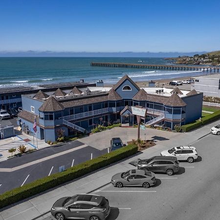 Shoreline Inn...On The Beach 카유코스 외부 사진