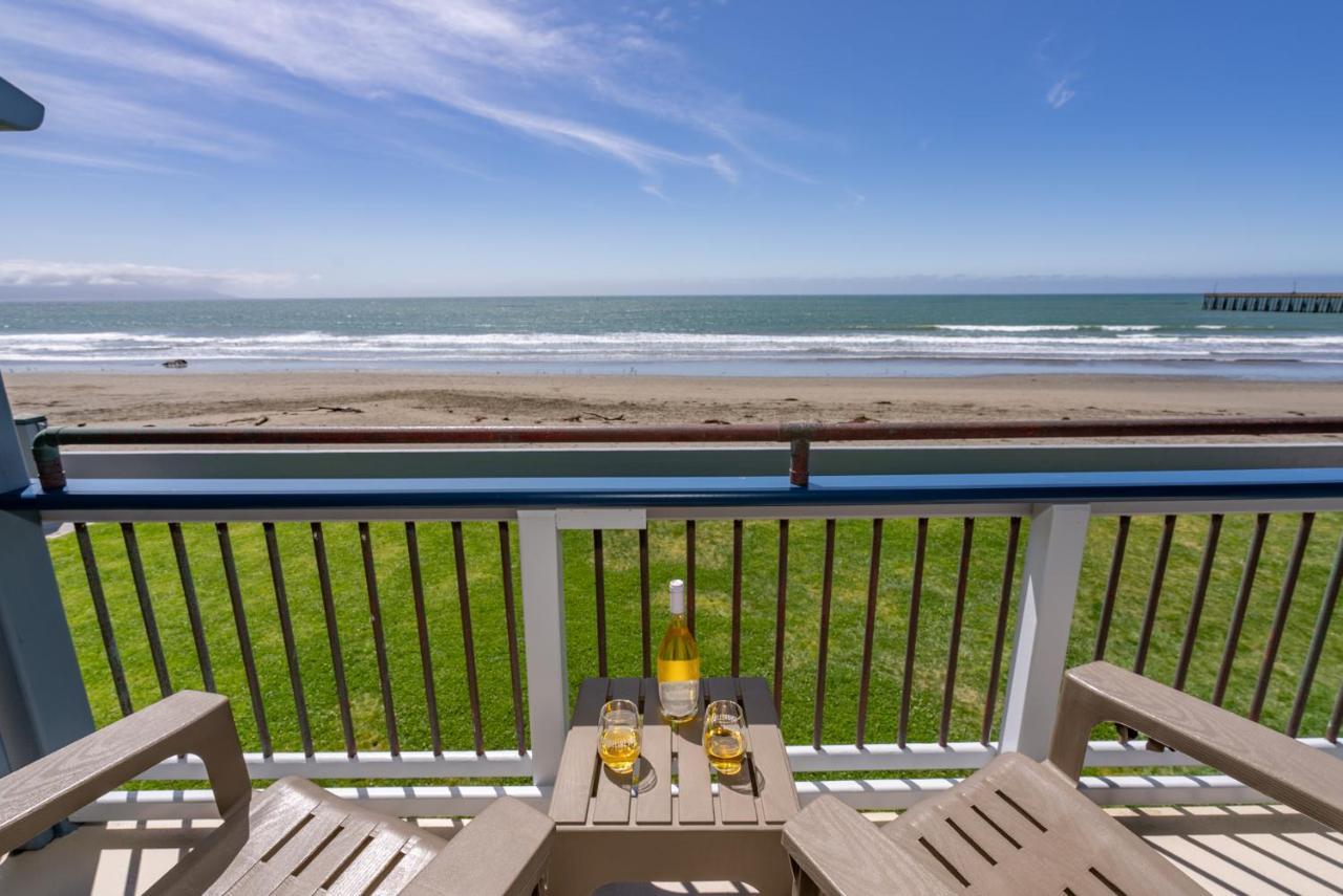 Shoreline Inn...On The Beach 카유코스 외부 사진