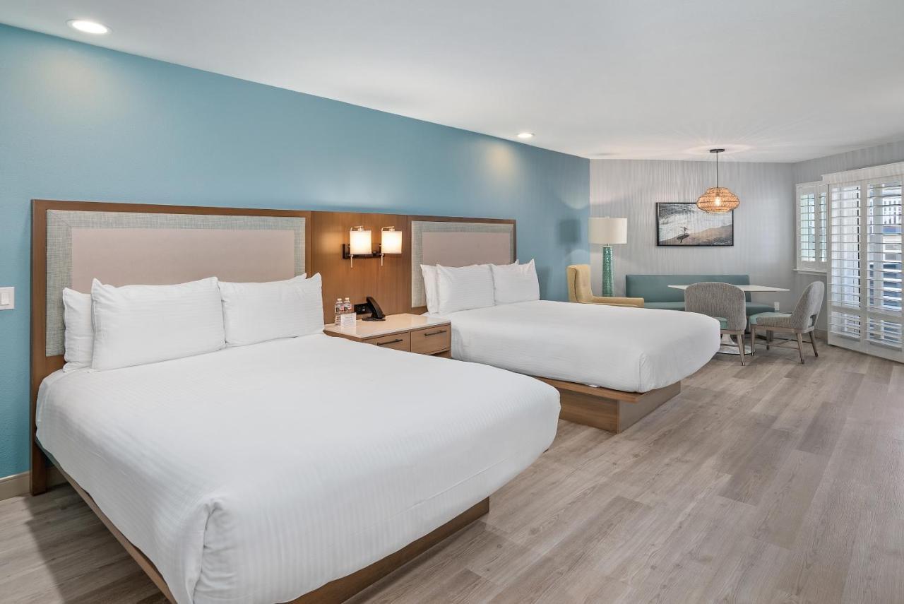 Shoreline Inn...On The Beach 카유코스 외부 사진